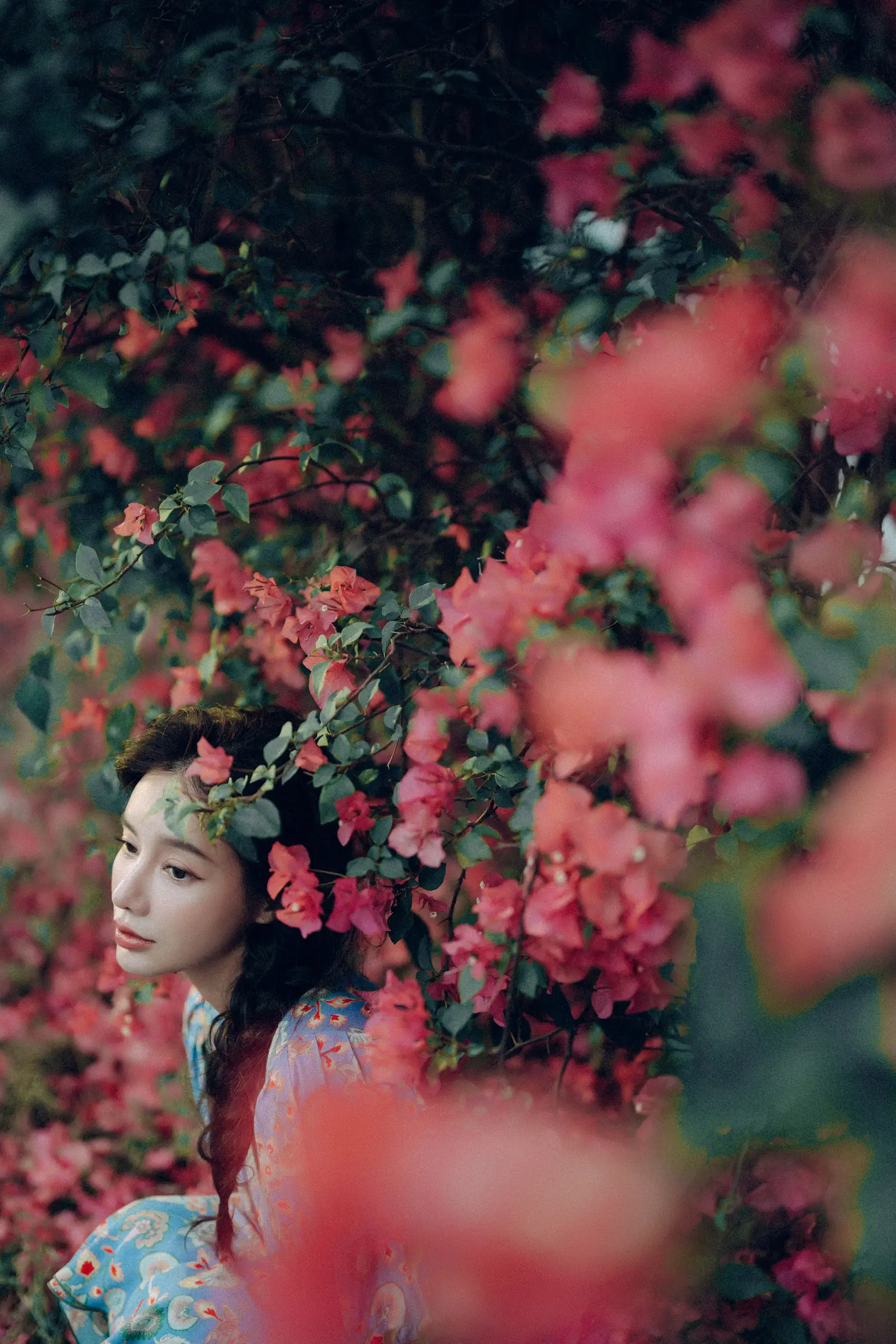 [YITUYU] 2022.06.25 Vol.1282 – Glowing hair, the goddess under the bougainvillea waterfall Classmate Shuwen#[55P]-13